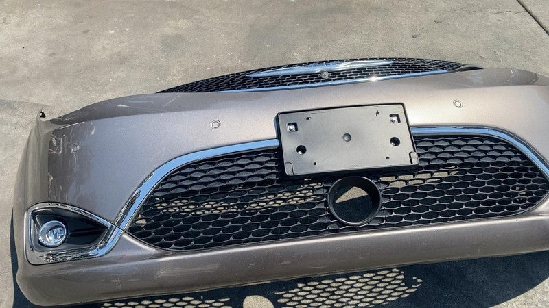 ⭕ 2017-2020 Chrysler Pacifica Front Bumper Cover w/ Fog Light & PDC Gold - PTE