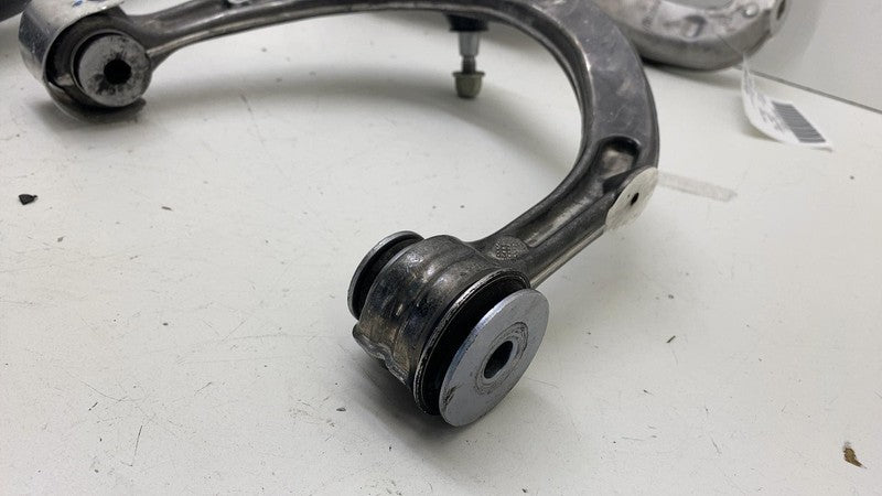 13549863 ⭕ 2025 Chevrolet Silverado 1500 Front Left Spindle Knuckle w/ Control Arm Links