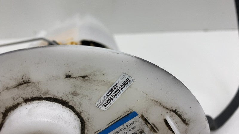 2013 2014 2015 2016 2027 2018 Ford C-Max Electrical Gas Fuel Pump w/ H