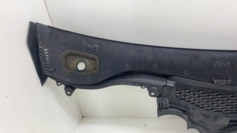 ⭕ 2013-2023 Land Rover Range Rover Sport Under Windshield Cowl Panel C