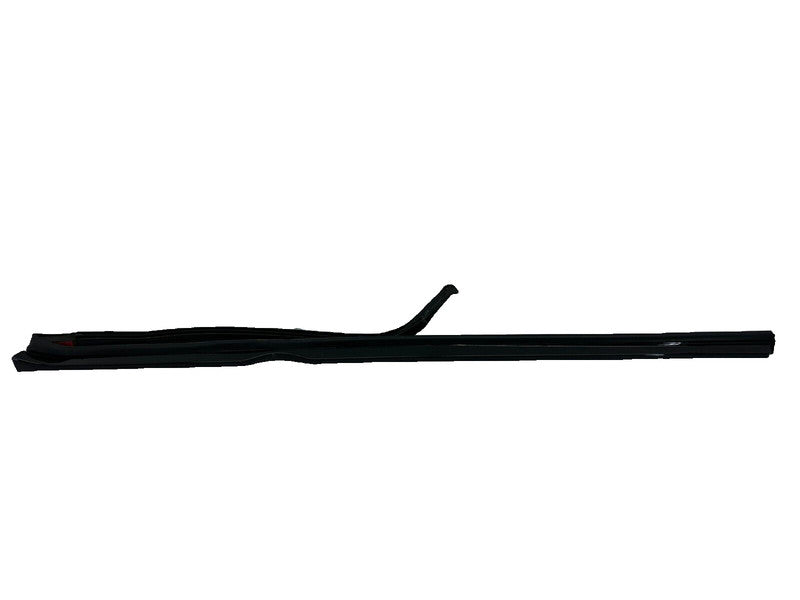 12-25 Model S Right Rocker Panel Scuff Plate Molding w/ Rubber Seal 1012217-00-F