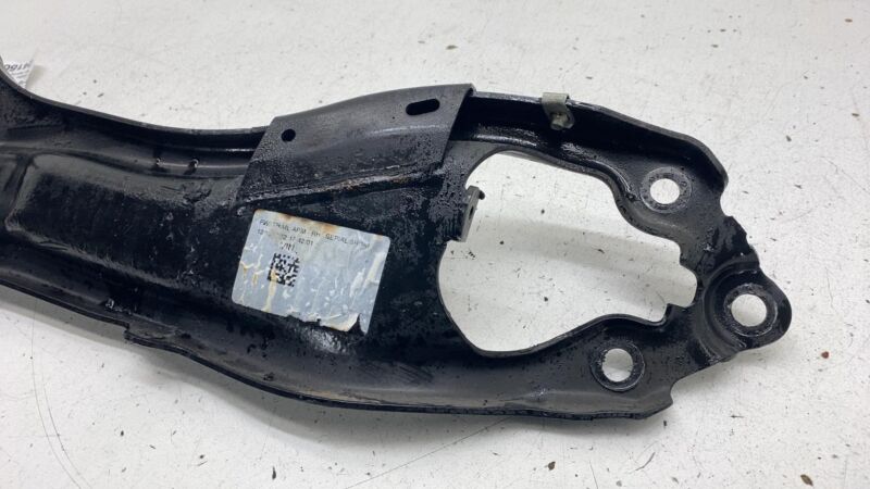 68470298AA 2017-2024 Chrysler Pacifica Rear Right Suspension Lower Trailing Arm RH Assy FWD