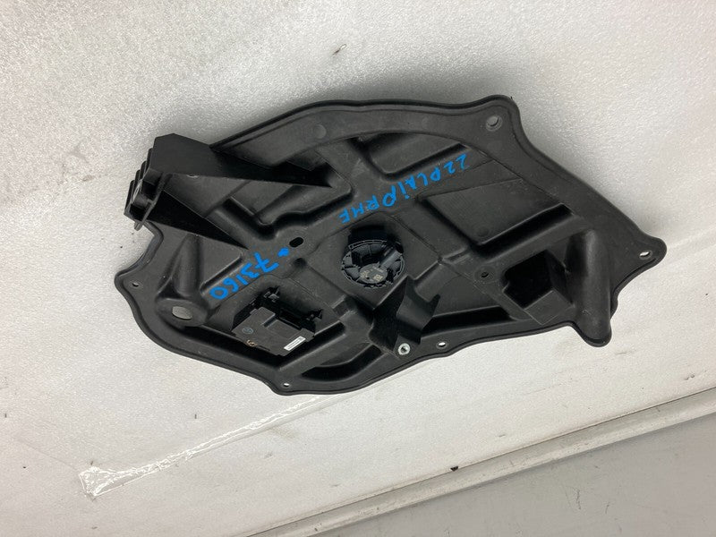 1069651-00-D ⭕ 2021-2024 Tesla Model S Front Right Closeout Panel w/ Door Controller & Sensor