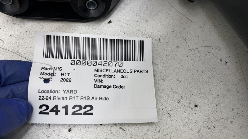 ⭕22-24 R1T R1S Air Ride Suspension Hydraulic Supply Compressor Pump C1