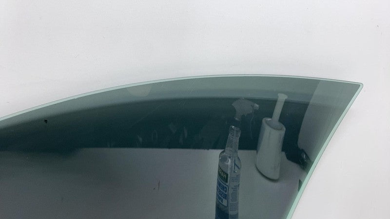 2017-2022 BMW 530e G30 Front Passenger Side Door Window Glass Right RH