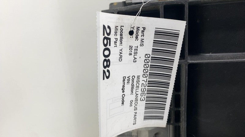 107673200H ⭕ 2017-2020 Tesla Model 3 Front Active Grille Shutter Louvre Assy 1076732-00-H