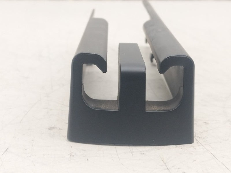 1062358 00 D ⭕16-20 Model X Front 1Row Seat Track Cover Lower (Rear Right Piece) 1062358-00-D