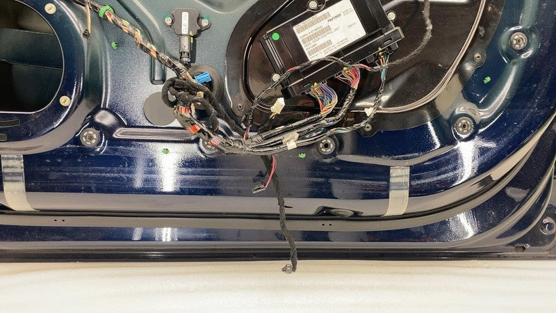 ⭕ 2012-2015 Tesla Model S Front Passenger Side Door Shell Panel Right 