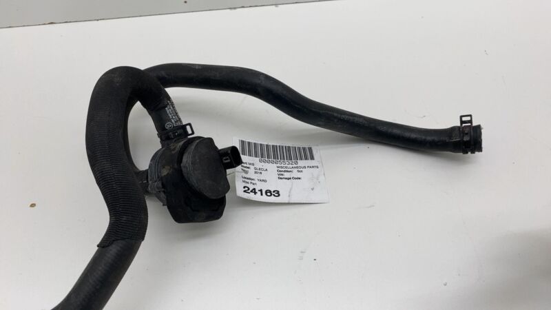 A1668305196 2012-2018 Mercedes-Benz GLE350 Engine Radiator Cooling Coolant Pipe Hose Line