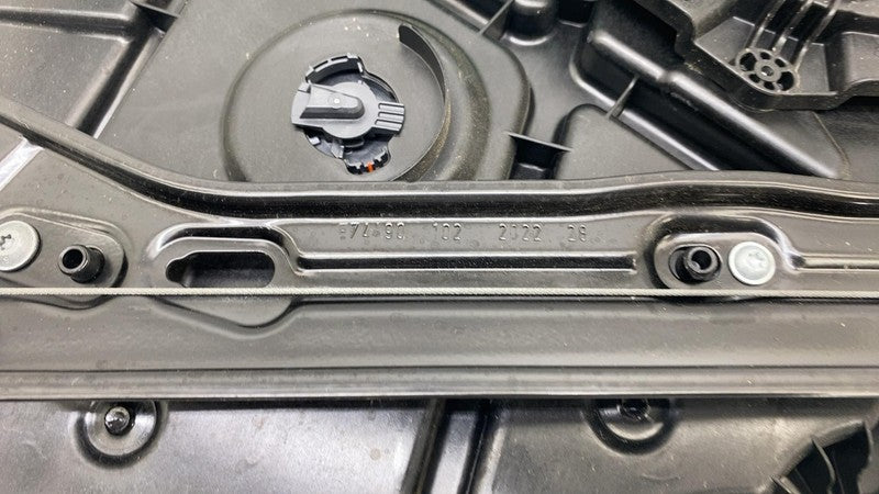 ⭕ 20-23 Tesla Model Y Rear Passenger Right Window Regulator & Motor 14