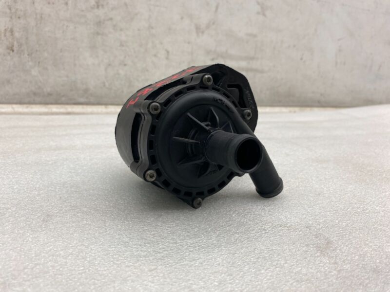 2016-2020 Tesla Model S MS Electric Auxiliary Coolant Water Pump Assembly OEM