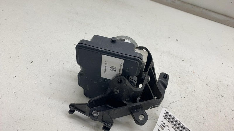 ⭕ 20-23 Tesla Model Y MY Anti-Lock Brake System ABS Pump w/ Bracket 10