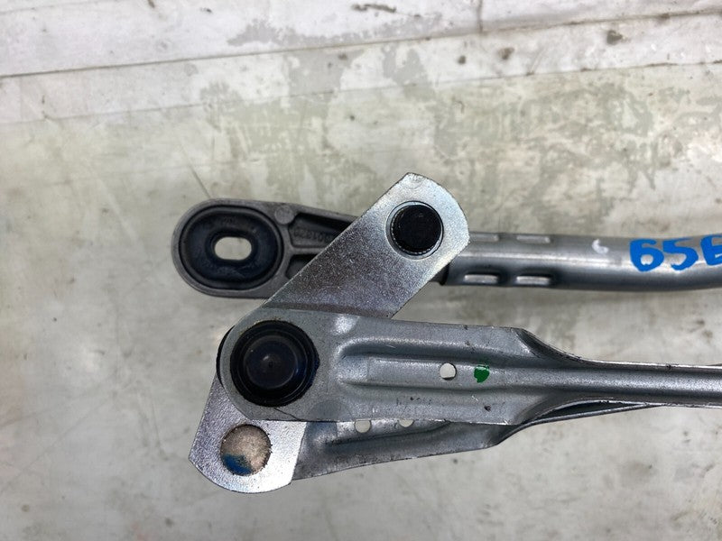 107672500F ⭕ 2019-2023 Tesla Model 3 M3 Front Windshield Wiper Linkage & Motor 1076725-00-F