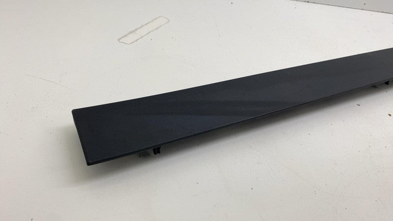 31672656 ⭕ 21-24 Polestar 2 Front Passenger Door Lower Trim Panel Molding Right 31672656