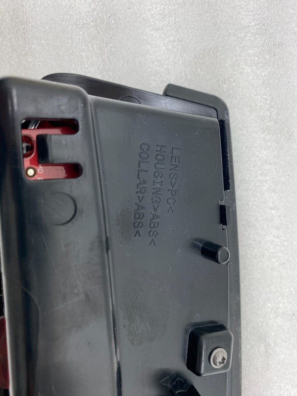 1077405 00 F ⭕ 17-23 Model 3 Rear Package Tray Lamp Inner 3rd Brake Stop Light 1077405-00-F