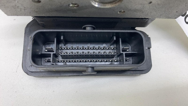 600636300C 2012-2015 Tesla Model S Hydraulic Control ABS Anti-Lock Brake System Pump Module