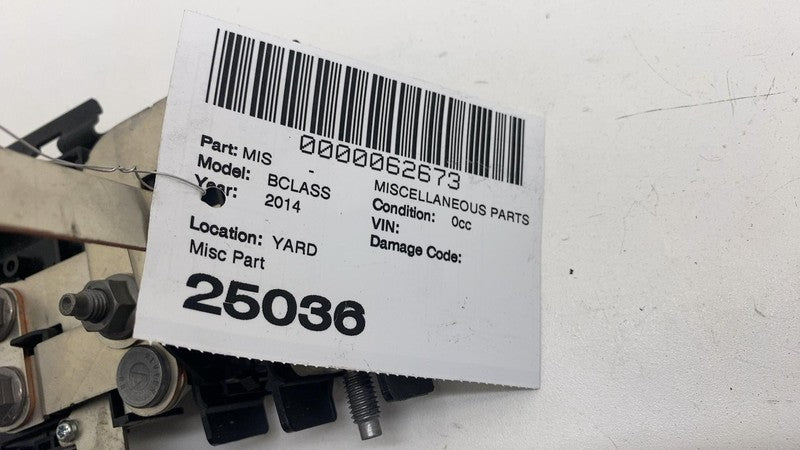 A2425400250 ⭕ 2014-2017 Mercedes-Benz B-Class W246 W242 Fuse Box Unit Module OEM A2425400250