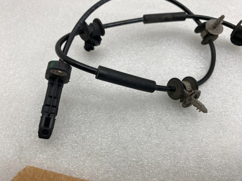 ⭕ 2017-2023 Tesla Model 3 Front Left or Right Anti-Lock ABS Wheel Speed Sensor