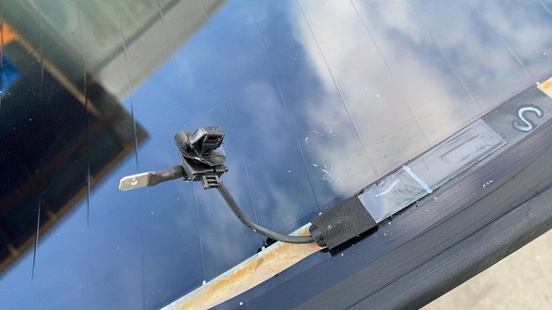 ⭕ 21-23 Model 3 M3 Rear Trunk Panoramic Backlite Glass Back Section 14