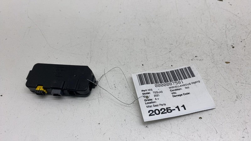 ⭕ 2017-2023 Model 3 Front Passenger Side Seat Control Module Right 110