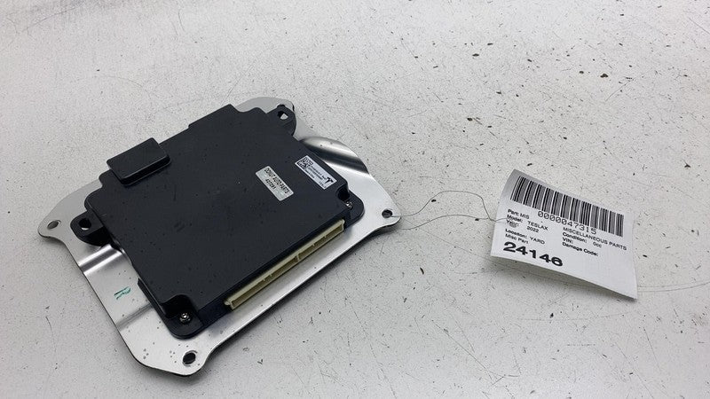 105018301F ⭕ 2016-2023 Tesla Model X Front Passenger Door Control Module Right 1050183-01-F