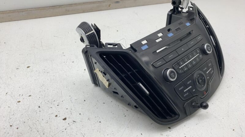 F1ET18K811KD 2017 2018 Ford C-Max Radio Audio Control Panel Switch Assembly F1ET18K811KD