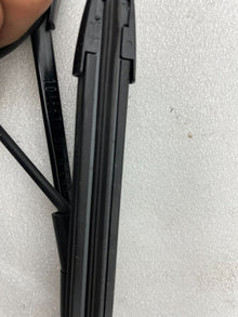 ⭕ 16-20 Model X Front Passenger Windshield Wiper Arm & Blade Right 1046670-00-B