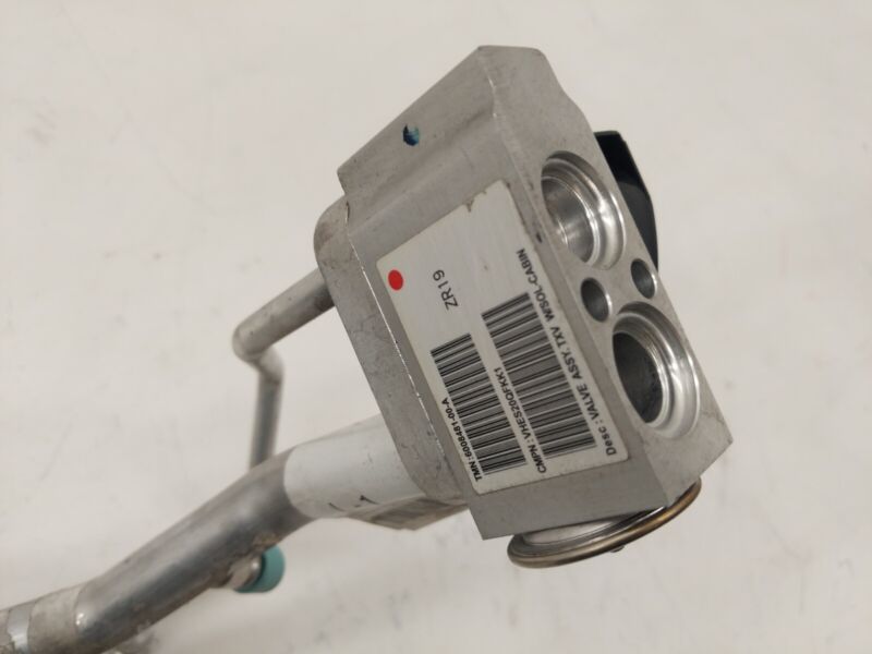 1028400 00 F ⭕ 12-15 Model S HVCC Suction Liquid Air Conditioning Line w/ Valve 1028400-00-F