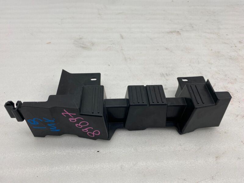 1059715 00 D ⭕16-20 Model X MX Rear Driver Side 2nd Row Floor Panel Bracket Left 1059715-00-D