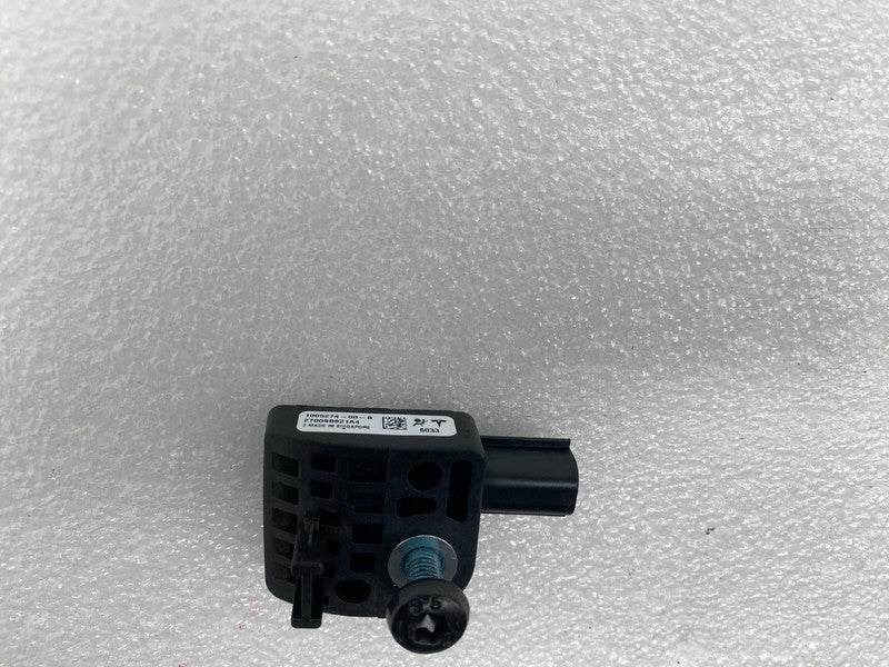 100527400B ⭕12-20 Model S Front Left or Right Acceleration Crash Impact Sensor 1005274-00-B