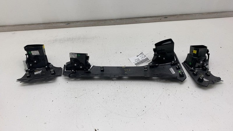 600762800C 12-15 Model S A/C Air Vent Outlet Dashboard Trim Panel 6007628-00-C/6007629-00-C