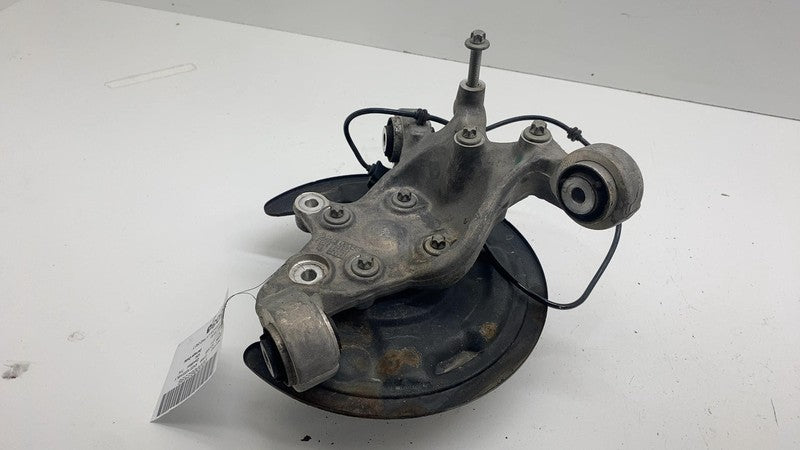 2460306 ⭕ 14-17 Mercedes-Benz B-Class Rear Driver Side Spindle Knuckle Left FWD 2460306