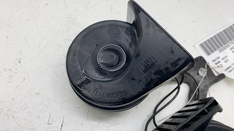 ⭕ 2017-2022 Chrysler Pacific FIAMM Hight & Low Pitch Tone Horn Signal w/ Bracket