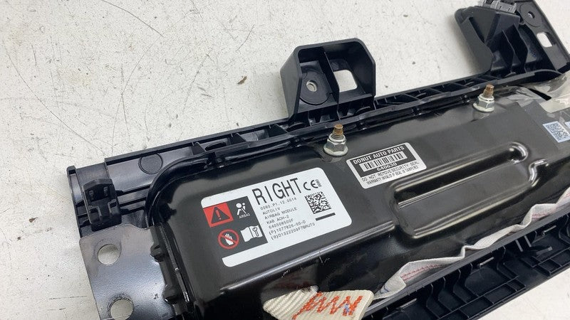 ⭕ 2025-2026 Tesla Model Y Juniper Right Passenger Side Knee Airbag 107