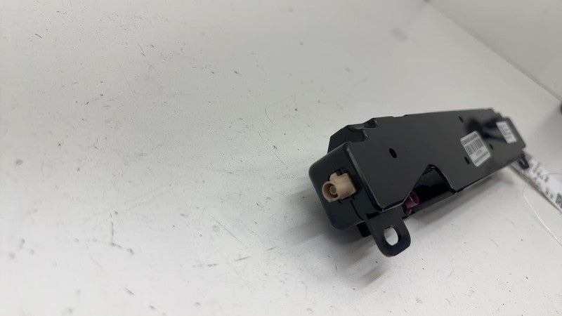 158560100E ⭕ 2017-2023 Tesla Model 3 Y WiFi Bluetooth Antenna Control Module 1585601-00-E