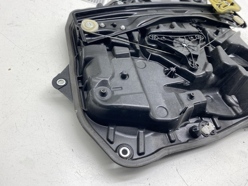 ⭕ 2017-2020 BMW 540i Rear Right Window Regulator w/ Motor & Carrier C3