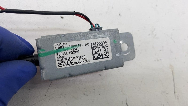 LB5T-18C847-AC ⭕2021-2024 Ford Mustang Mach-E Antenna Amplifier Isolator Booster LB5T-18C847-AC