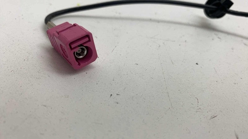 68186558AC ⭕ 17-25 Chrysler Pacifica Antenna Remote Start & Keyless Entry Module 68186558AC