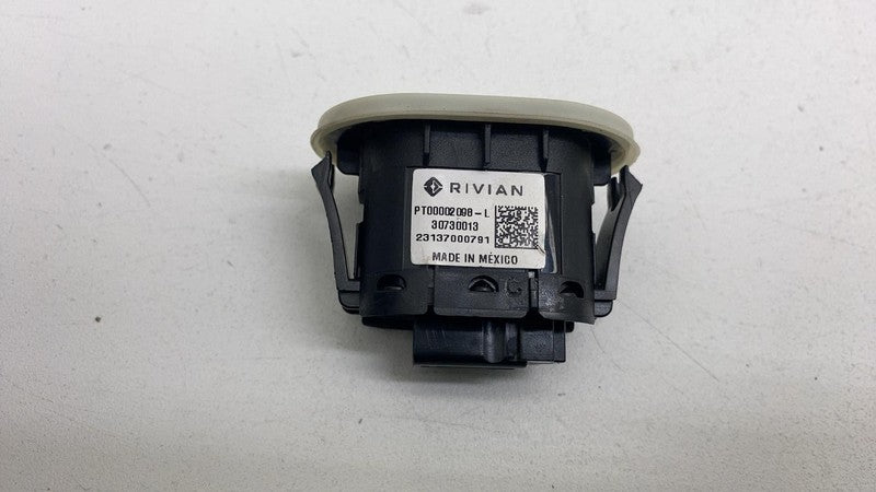 PT00002098L ⭕22-24 Rivian R1T Rear Gear Tunnel Emergency Release Control Button PT00002098-L