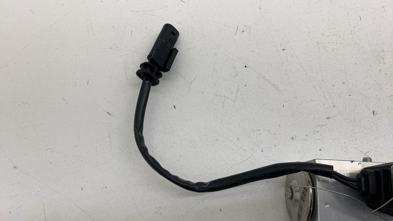 PT01105487 ⭕ 2025 Rivian R1S A/C Air Conditioning Compressor Block Valve Assy PT01105487