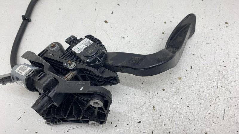 ⭕ 2018 2019 2020 2021 Lincoln Navigator Accelerator Gas Throttle Foot 