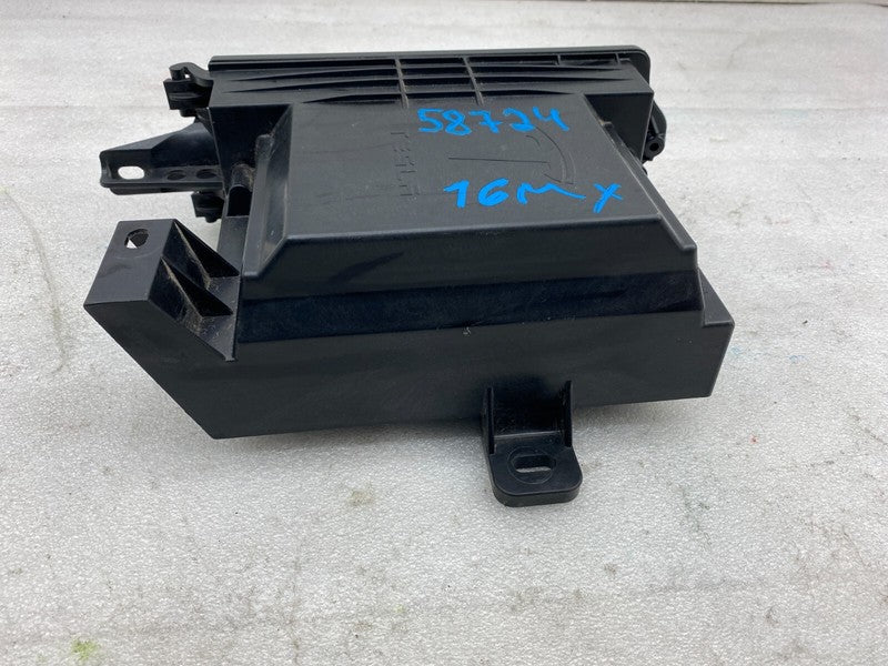 ⭕ 16-20 Model X Front BCM Body Comfort Control Module Enclosure Box 10