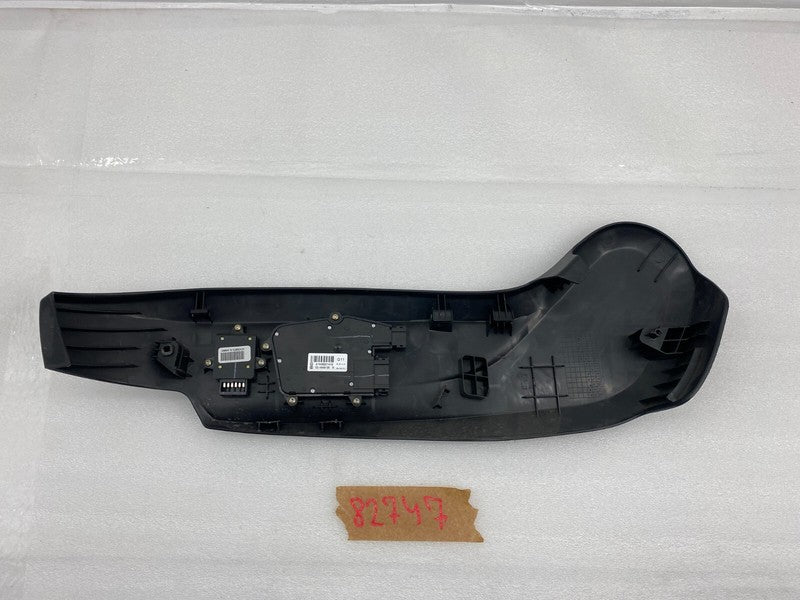 AG130872A ⭕ 2012-2015 Tesla Model S Front Right 1st Row Seat Control Switch & Trim Panel