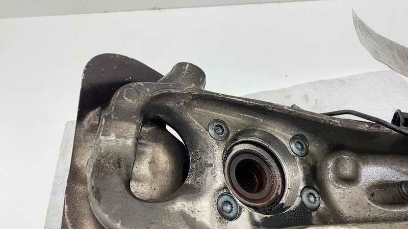 2011-2014 Porsche Cayenne Front Right Spindle Knuckle Hub w/ Dust Shield RH AWD