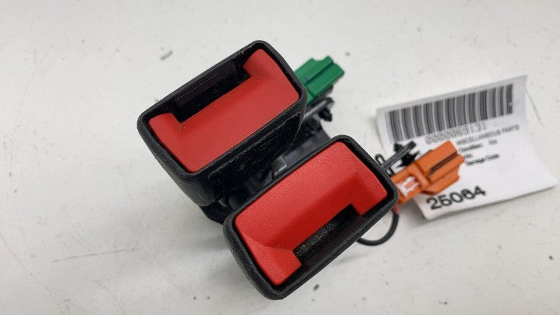 31675959 ⭕ 2021-2023 Polestar 2 Rear Left & Center Dual Seat Belt Catch Buckle 31675959