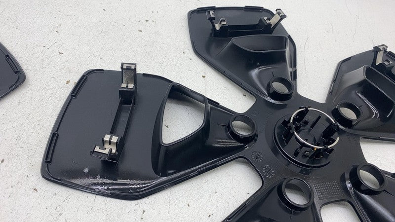 PT00032823D ⭕ 2022-2024 Rivian R1T 21" Road Wheel Aero Cover Center Hub Cap SET PT00032823-D