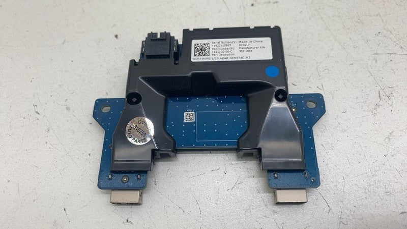 1121700-00-C ⭕ 2017-2023 Tesla Model 3 Rear USB Connector Module Unit Assembly 1121700-00-C