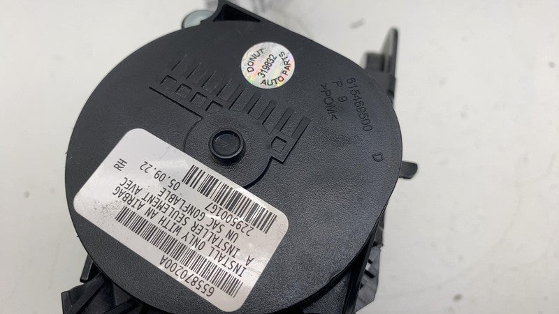 ⭕ 2017-2023 Tesla Model 3 Front Right 1st Row Seat Belt & Retractor 10