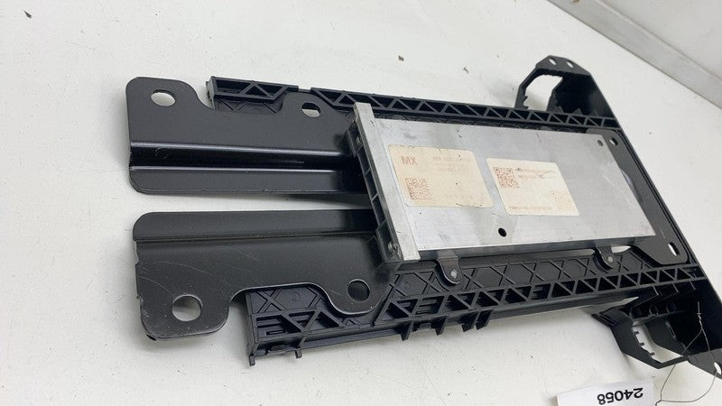 ⭕ 16-20 Model X Rear 2nd Row Middle Seat Floor Plate Catcher Module 10