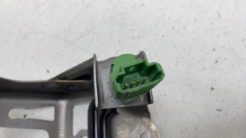 ⭕ 2017-2020 Maserati Levante Front Brake Foot Stop Pedal w/ Bracket 06